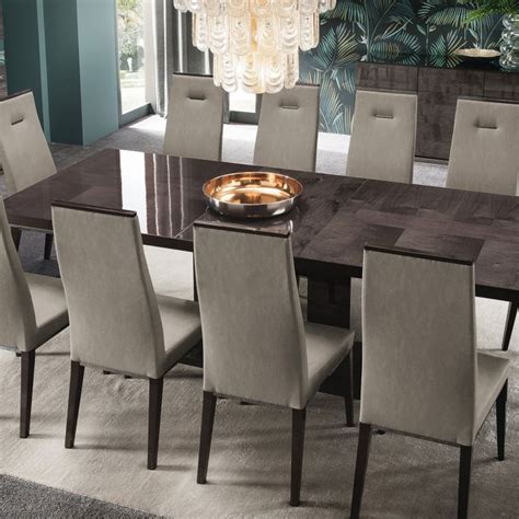 hermes dining table|Hermes tableware.